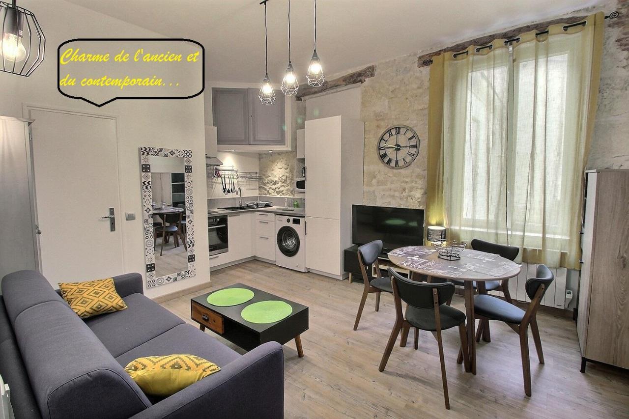 Appartement De Charme Dans Immeuble Haussmannien Périgueux Eksteriør billede